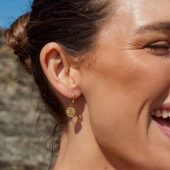 Atolea - Golden Sun Earrings - 18k Gold, Waterproof - New with Dust Bag - Picture 3 of 8